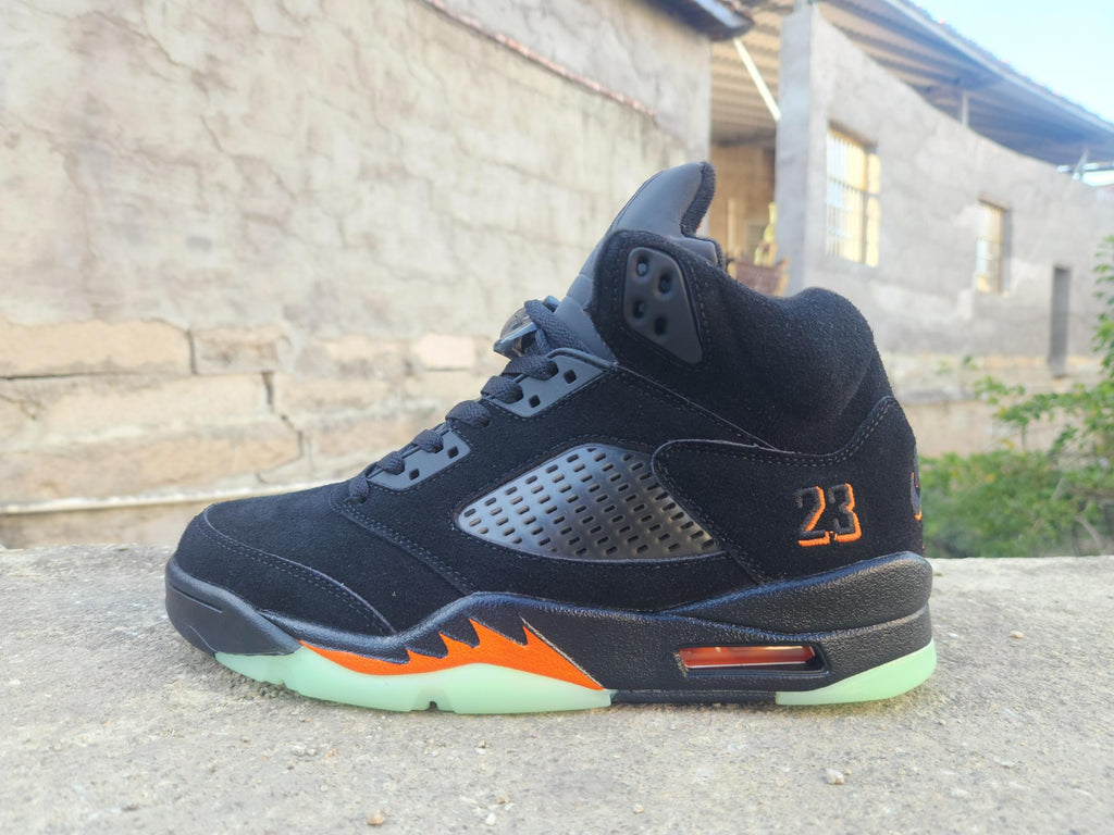 Air Jordan 5 Halloween Sneakers – Black & Orange