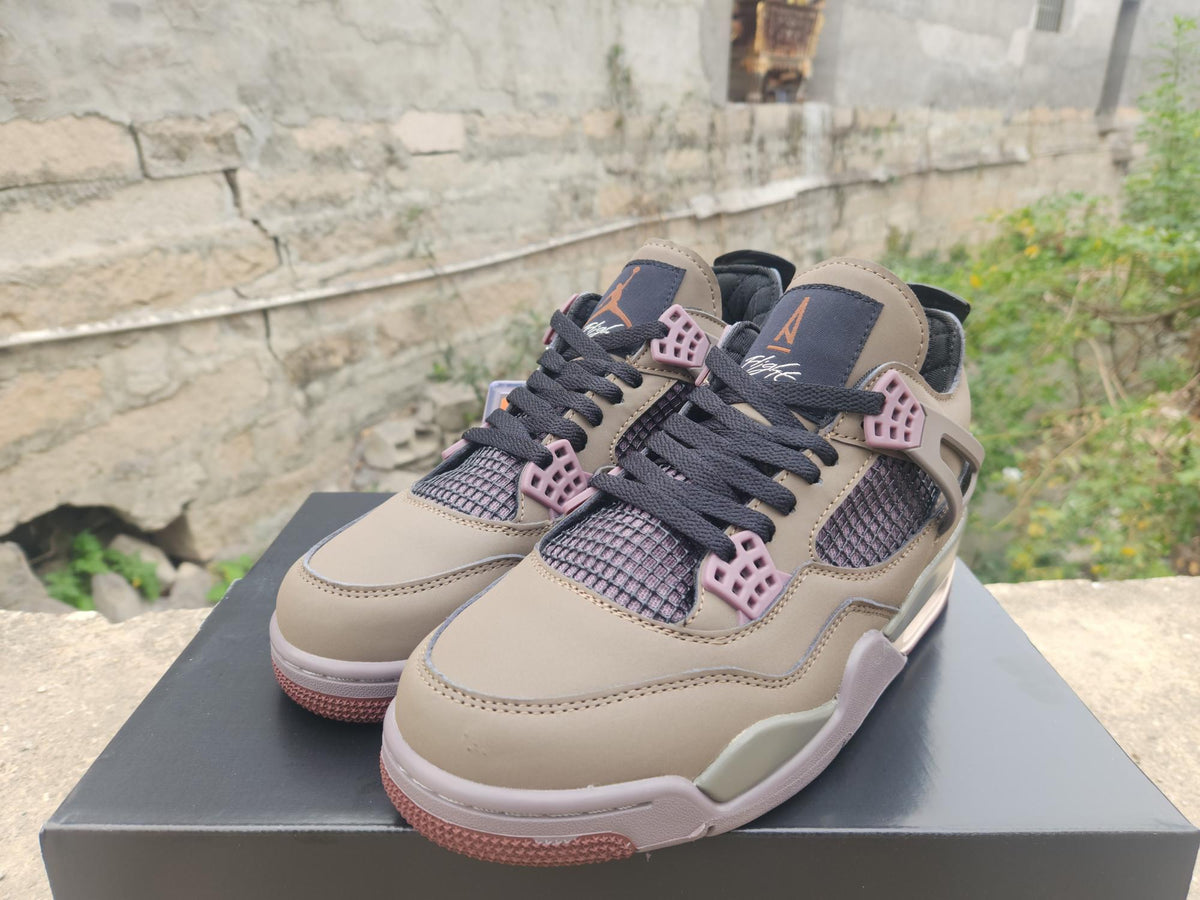 Air Jordan 4 Sneakers – Taupe Brown & Black