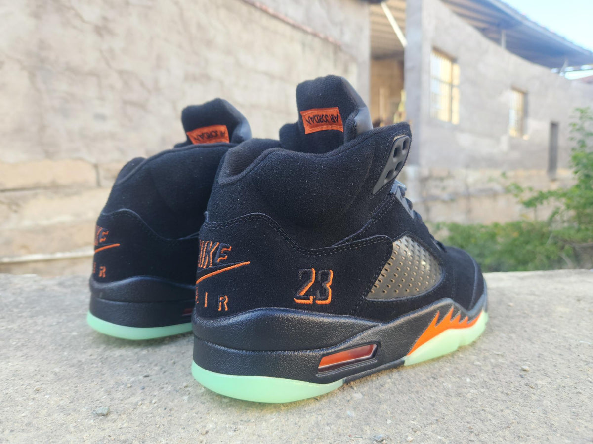 Air Jordan 5 Halloween Sneakers – Black & Orange