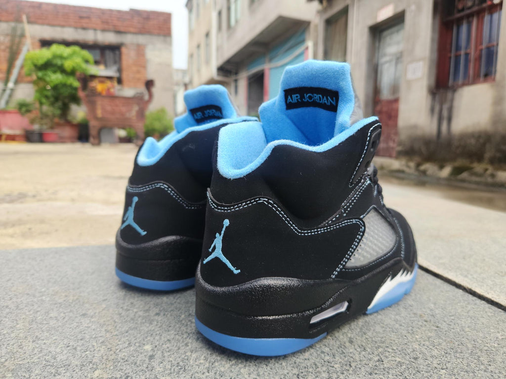 Air Jordan 5 ‘BlackUniversity Blue’乔丹5代黑玉线男女鞋 36--47