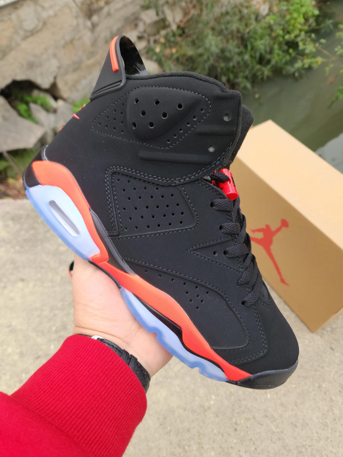 AIR jordan 6 乔丹6代黑红扣碎36--47